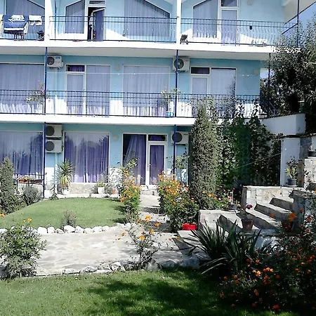 Villa синя иглика Kosarica