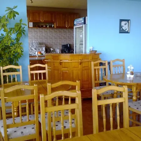 Villa синя иглика *