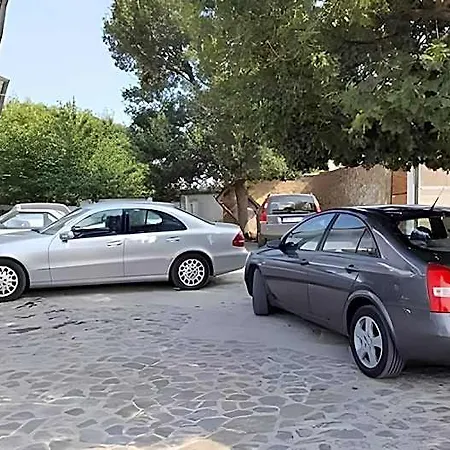 וילה синя иглика קושריצה