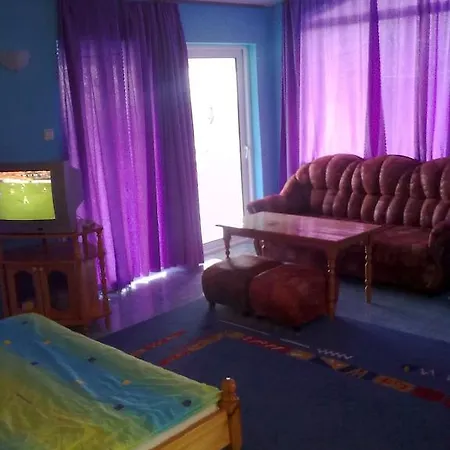 Villa синя иглика