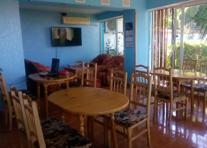 Вилла синя иглика