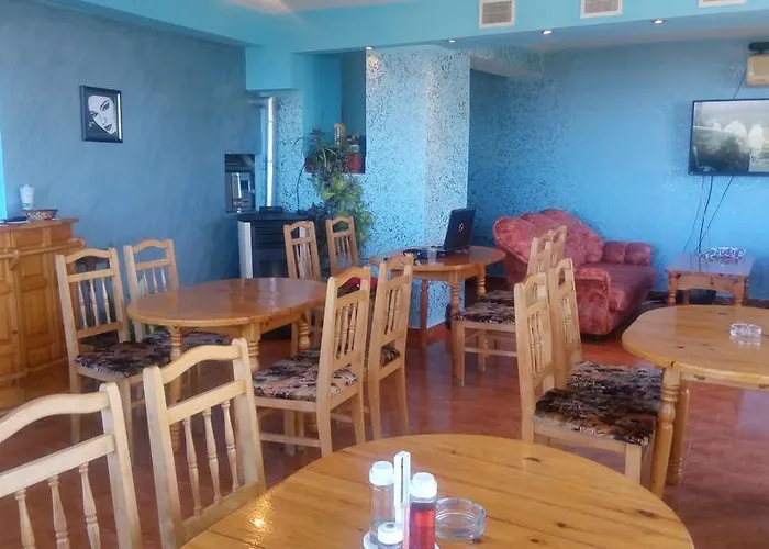 синя иглика Вилла *