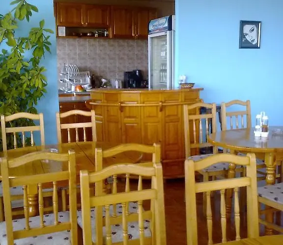 Вилла синя иглика *